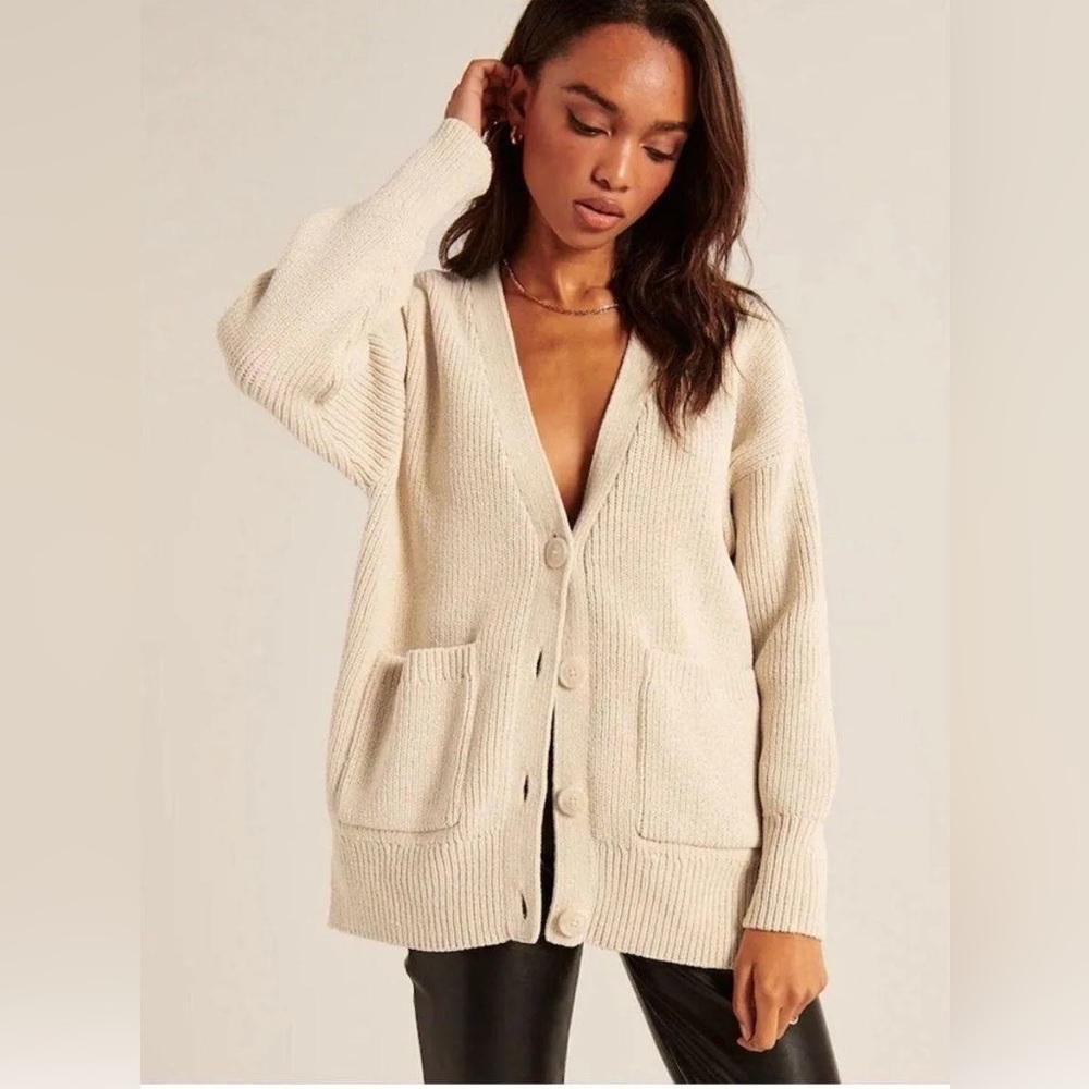Abercrombie Oversized Fluffy Cardigan